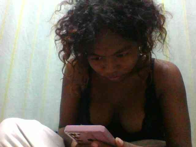 Kaysha12 webcam