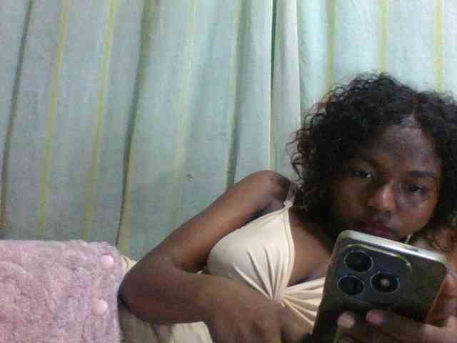 Kaysha12 webcam