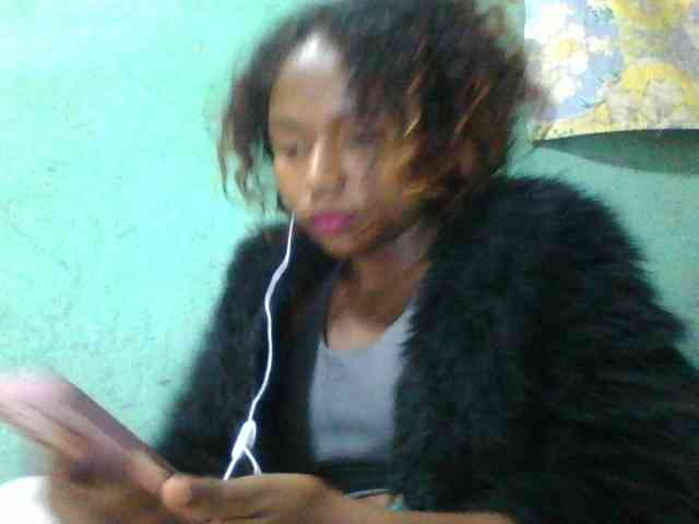Kaysha12 webcam