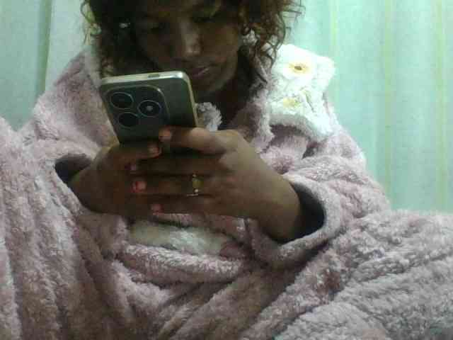 Kaysha12 webcam
