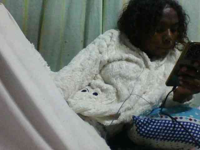 Kaysha12 webcam