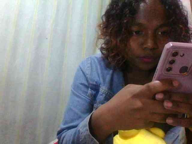 Kaysha12 webcam