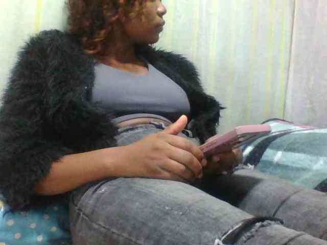 Kaysha12 webcam