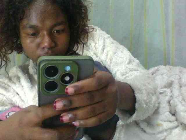 Kaysha12 webcam