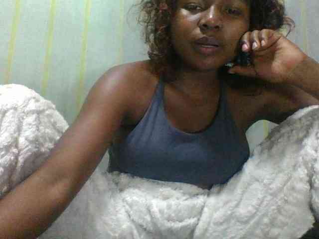Kaysha12 webcam