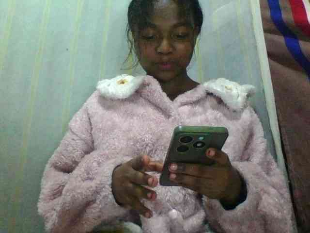 Kaysha12 webcam