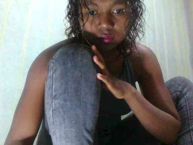 Kaysha12 webcam