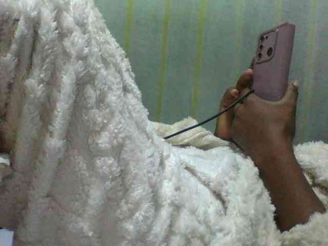 Kaysha12 webcam