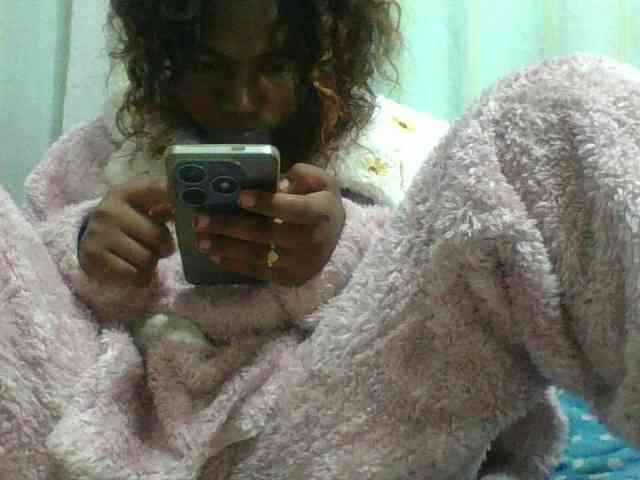 Kaysha12 webcam
