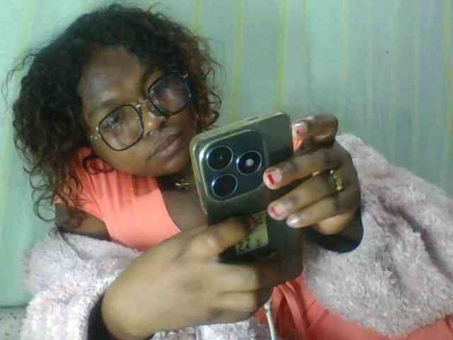 Kaysha12 webcam