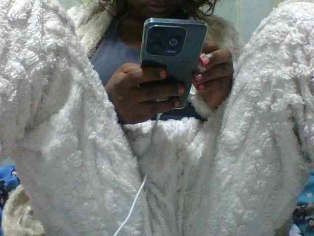 Kaysha12 webcam