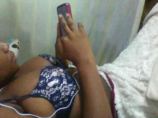 Kaysha12 webcam