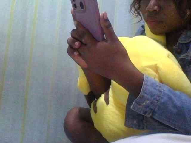 Kaysha12 webcam