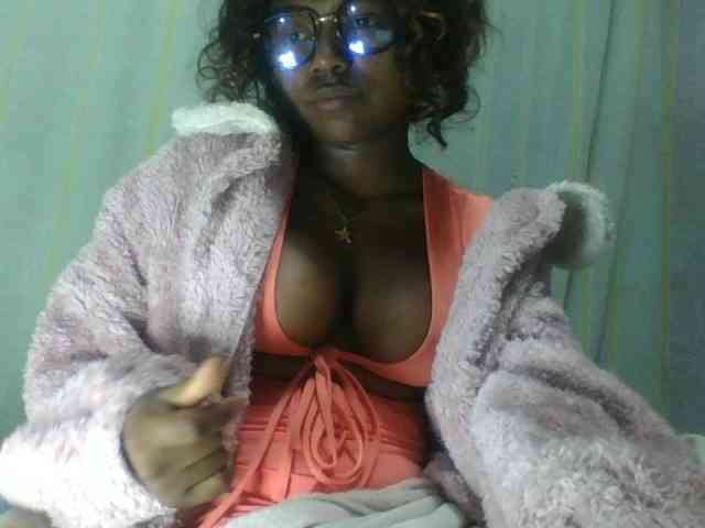 Kaysha12 webcam
