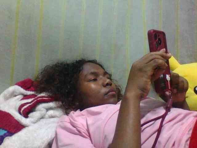 Kaysha12 webcam