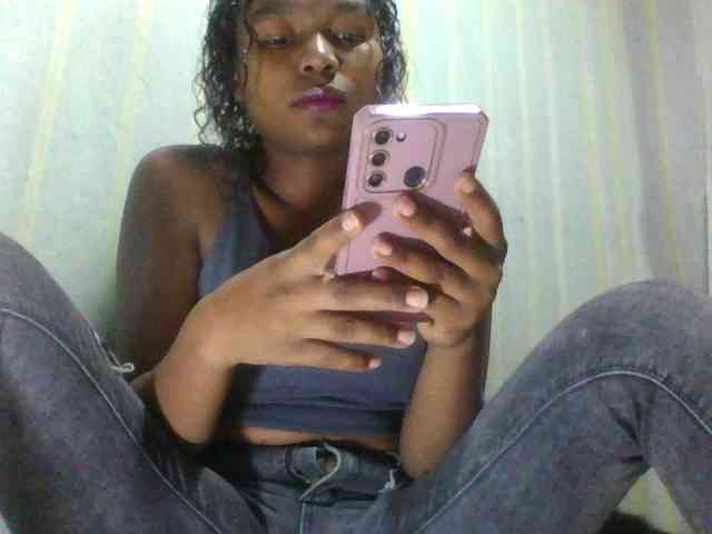 Kaysha12 webcam