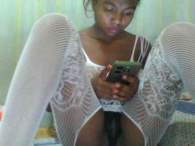 Kaysha12 webcam