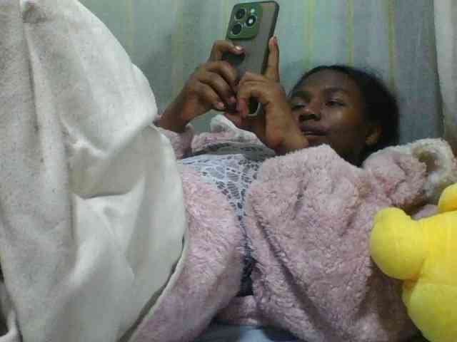Kaysha12 webcam