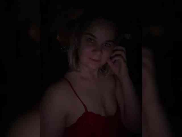 nude web cam chat KitiPi