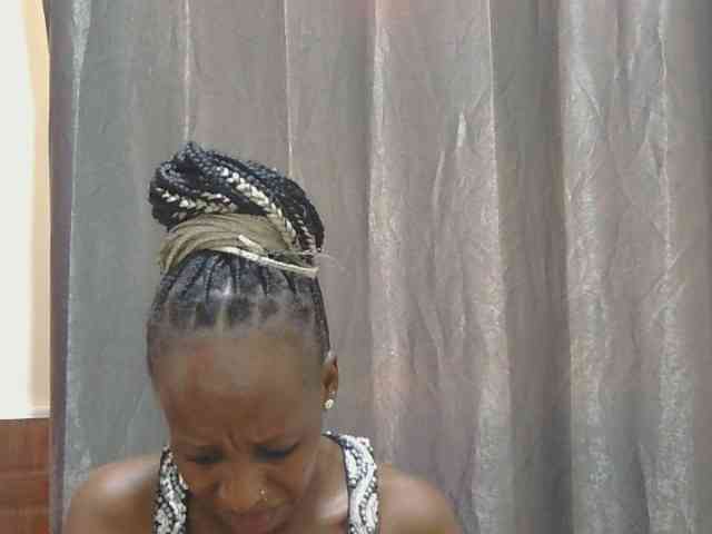 Sumergyal Live Webcam on BongaCams