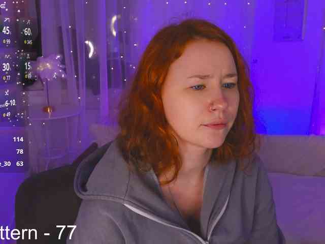 chloennaked webcam