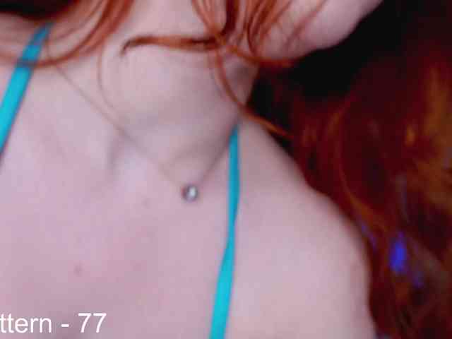 chloennaked webcam