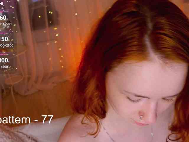 chloennaked webcam