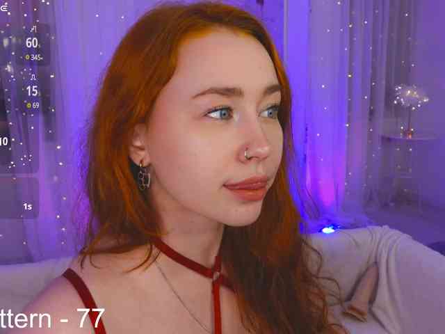 chloennaked webcam