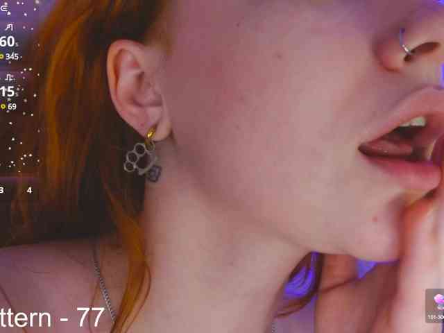 chloennaked webcam