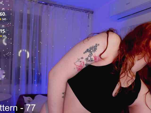 chloennaked webcam