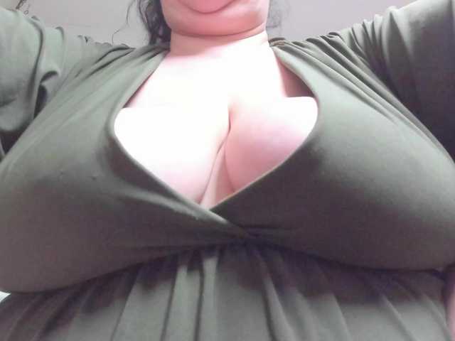 AleshaArabic's BongaCams show and profile