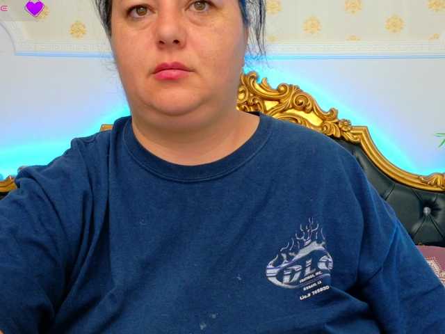 AleshaArabic's BongaCams show and profile