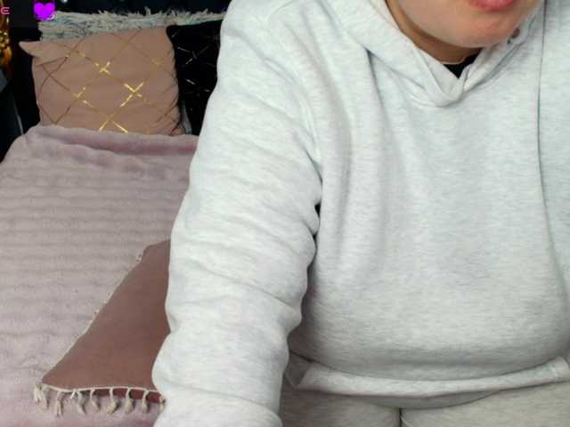 AleshaArabic's BongaCams show and profile