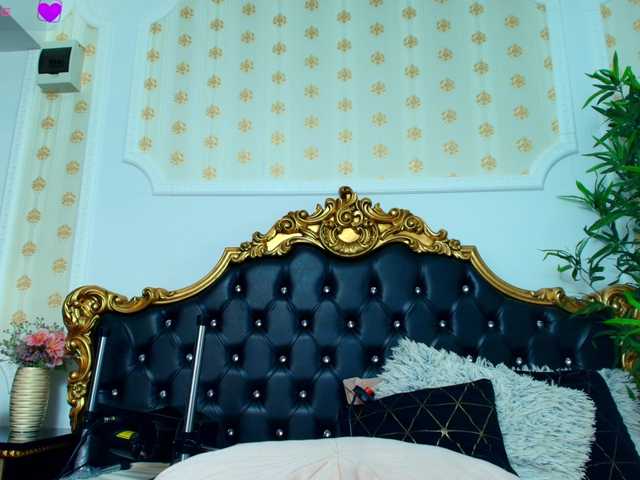 AleshaArabic's BongaCams show and profile