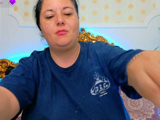 AleshaArabic's BongaCams show and profile