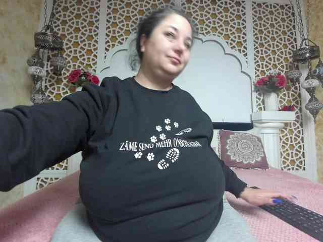 AleshaArabic webcam
