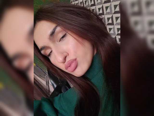 ConnieSmile's BongaCams show and profile