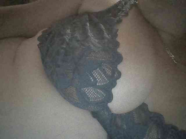 SexyGrosSeins00 webcam