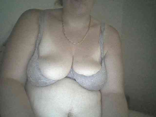 SexyGrosSeins00 webcam