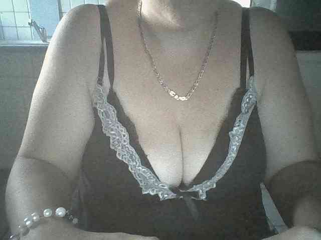 SexyGrosSeins00 webcam