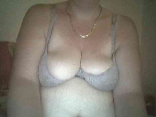 SexyGrosSeins00 webcam