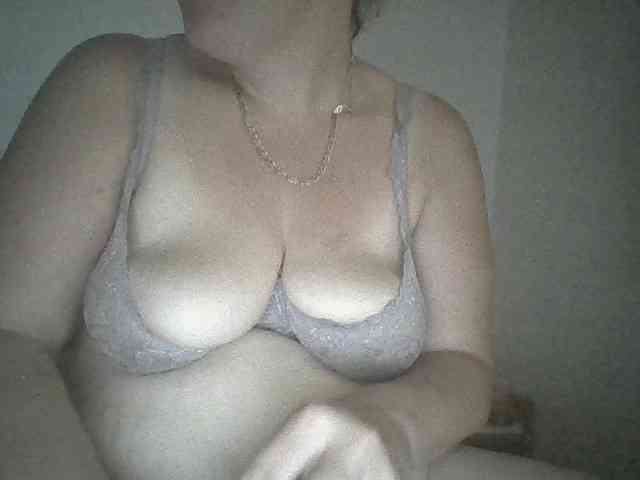 SexyGrosSeins00 webcam