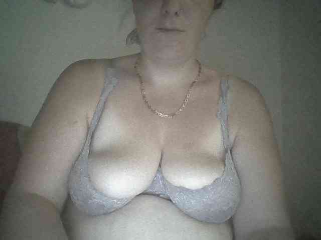 SexyGrosSeins00 webcam