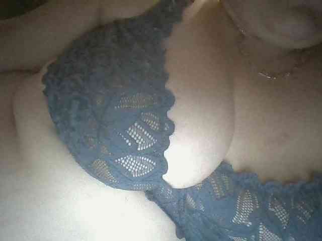 SexyGrosSeins00 webcam