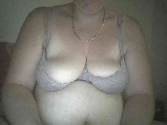 SexyGrosSeins00 webcam