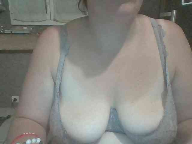 SexyGrosSeins00 webcam