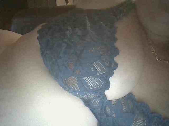SexyGrosSeins00 webcam