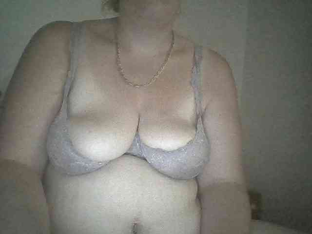 SexyGrosSeins00 webcam