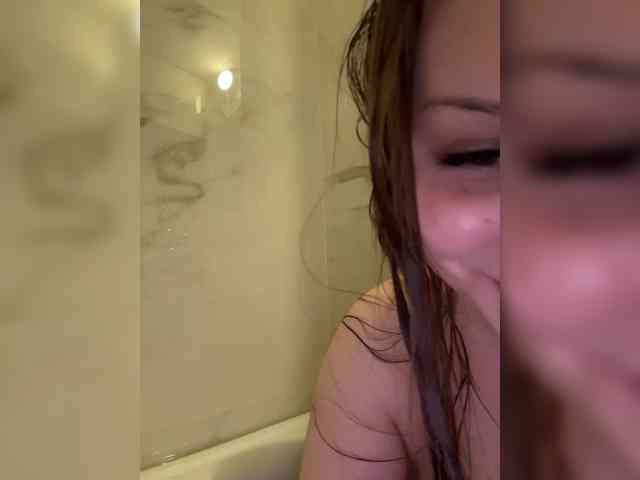 MYHOMORRIK webcam