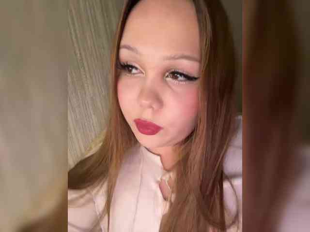 MYHOMORRIK webcam